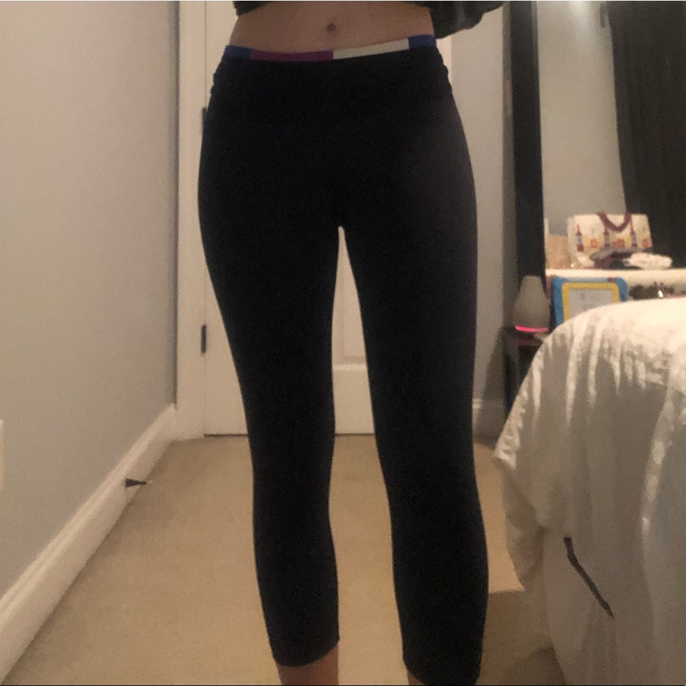 Under Armour cropped leggings
